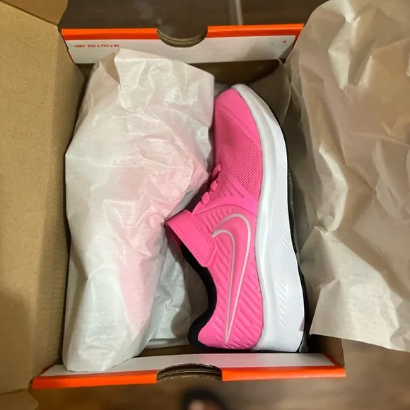 [Sold] Nike Star Runner 2 - Picture 6 of 10